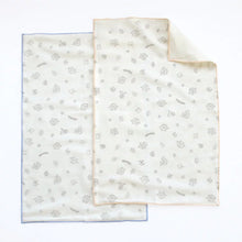 Load image into Gallery viewer, 里仁有機棉紗布三層澡巾(兩條裝)-貓頭鷹 Leezen Organic Cotton Gauze Three-Layer Bath Towel (Two Packs) - Owl
