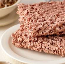 Load image into Gallery viewer, 里仁甜菜根快煮麵(家庭號) Leezen Beetroot Instant Noodles