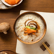 Load image into Gallery viewer, 里仁沖泡糙米米粉 (香菇風味) Instant Brown Rice Noodles (Mushroom Seasoning)