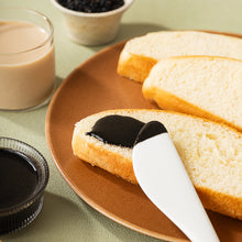 Load image into Gallery viewer, 里仁純黑芝麻醬(無糖) Leezen Black Sesame Paste (Unsweetened)