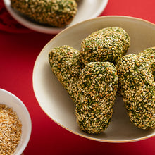 Load image into Gallery viewer, 里仁海菜芝麻粩 Leezen Seaweed Sesame Rice Puff