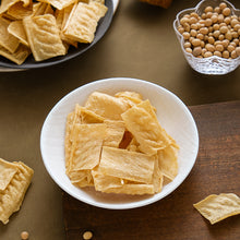 Load image into Gallery viewer, 里仁高纖優蛋白豆皮 Leezen High Fiber Bean Crisp
