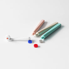 Load image into Gallery viewer, 日本製 KURUN銀離子EMO環保型咕嚕牙刷 (3柄1頭) KURUN Plaque Remover (Brush Headx1+Handlex3)