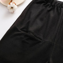 Load image into Gallery viewer, 里仁女有機棉羅馬燈籠褲-黑 Leezen Organic Cotton Capri Pants-Black