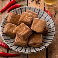 Load image into Gallery viewer, 里仁辣味豆干 Leezen Spicy Dried Bean Curd