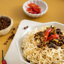 Load image into Gallery viewer, 里仁椒麻乾拌麵 Leezen Dry Noodles with Sichuan Pepper Sauce
