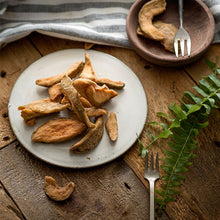 Load image into Gallery viewer, 里仁芭樂鮮果乾 Leezen Dried Guava