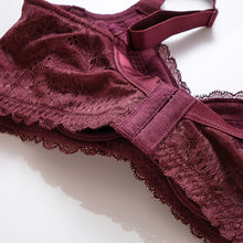 Load image into Gallery viewer, 里仁花漾蕾絲鋼圈內衣(輕柔)華麗紫 Leezen Organic Wire Lace Bra-Purple
