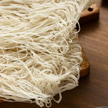 Load image into Gallery viewer, 永盛 100% 純米粗米粉 Yung Shen Thick 100% Pure Rice Noodles
