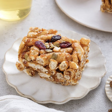 Load image into Gallery viewer, 里仁果乾黑糖沙琪瑪 Leezen Dried Fruit Soft Flour Cake
