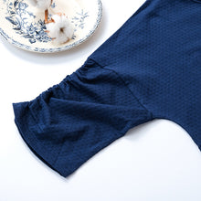 Load image into Gallery viewer, 里仁女有機棉點點愜意七分衫-深藍  Leezen Women&#39;s Organic Cotton Three-Quarter-Sleeve Top-Dark Blue
