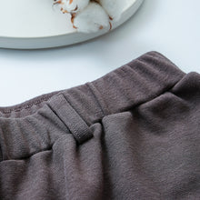 Load image into Gallery viewer, 里仁女有機棉羅馬燈籠褲-深灰 Leezen Organic Cotton Capri Pants-Dark Gray
