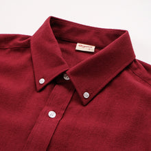 Load image into Gallery viewer, 里仁男法蘭絨經典襯衫-暗紅 Leezen Men&#39;s Organic Cotton Flannel Shirt-Dark Red
