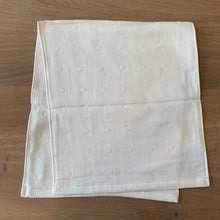 Load image into Gallery viewer, 里仁紗布巾圓點白 Leezen Organic Cotton Towel
