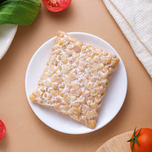 Load image into Gallery viewer, 里仁鷹嘴豆天貝240g Leezen non-GMO Chickpea Tempeh

