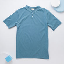 Load image into Gallery viewer, 里仁男亨利領短上衣(灰藍) Leezen Organic Cotton Male Shirt- Blue Gray
