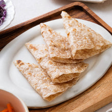 Load image into Gallery viewer, 里仁麥香餅皮 Leezn Whole Wheat Taiwanese Crepes
